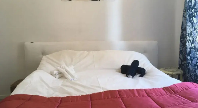 Beautiful 1- Bed Studio in Sollentuna, Reserva ahora Apartamento Sollentuna 