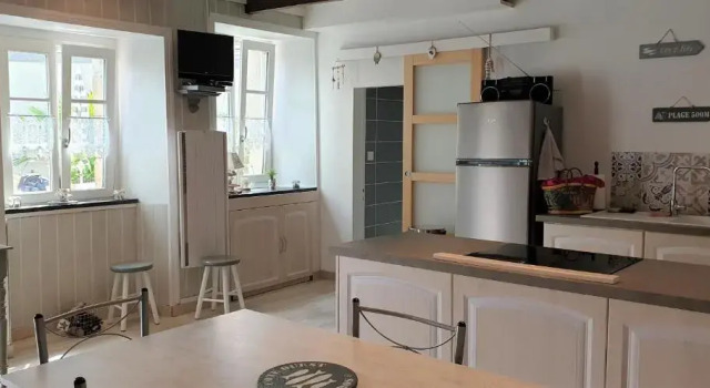 Maison typique de pêcheur, rénovée avec wifi à PERROS-GUIREC - Réf 867, Rezerwuj Hotel Perros-Guirec 
