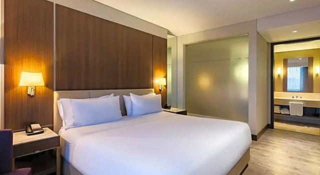 Двухместный люкс Executive c 1 комнатой Courtyard by Marriott Bogota Airport