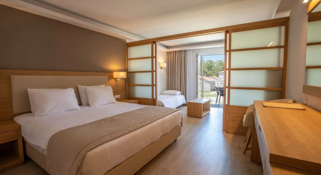 Номер Standard Paleros Beach Resort