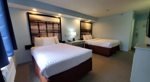Номер Deluxe Coastal Inn & Suites
