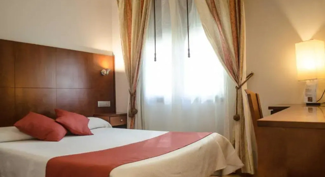 Двухместный номер Standard Hotel Jaqués