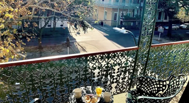 Люкс Superior с балконом и с видом на город The Lanaux Mansion