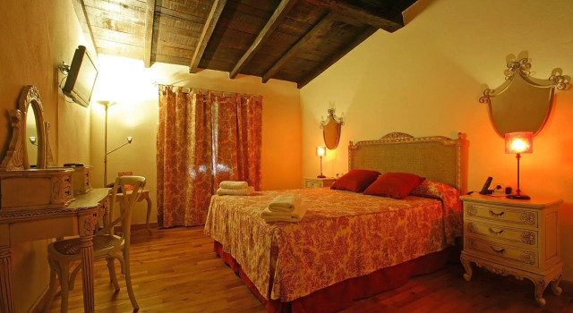 Complejo Rural La Tahona De Besnes, Book Hotel  