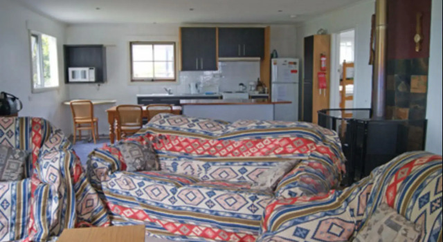 Serenity Holiday Shack, Book Hotel Adventure Bay Tasmania