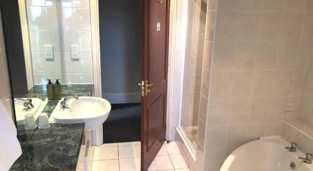 Двухместный номер Standard Cumbria Grand Hotel