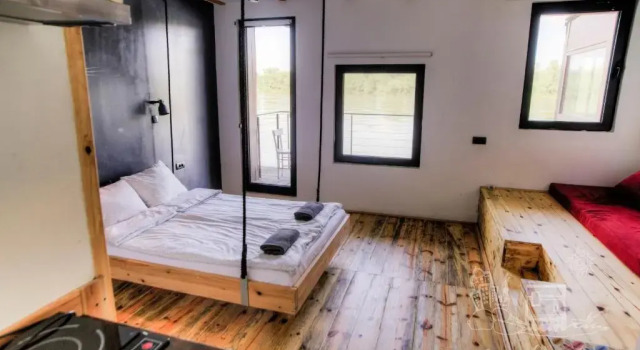 Студия ArkaBarka 2- Floating Dream Rooms and Apartments