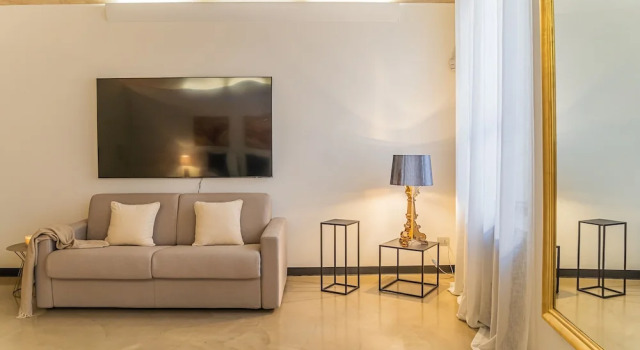 Rovelli 41 in Como With 2 Bedrooms and 3 Bathrooms, Забронировать Апартаменты/квартира Апартаменты Комо, рядом с Площадь Победы, Апартаменты/квартира