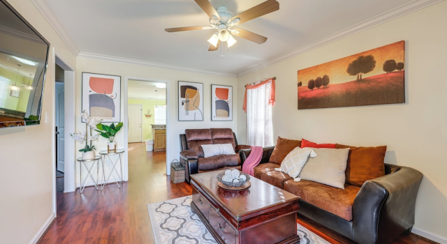 Коттедж 3 Mi to Railroad Park & Dwtn: Birmingham Home Base