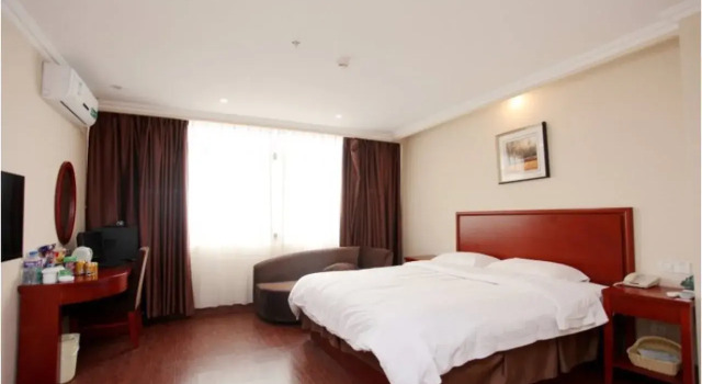GreenTree Inn JiangSu YanCheng XiangShui ChenJiaGang RenMin E) Road HuangHai Road Business Hotel, Prenota Hotel Chenjiagang Jiangsu