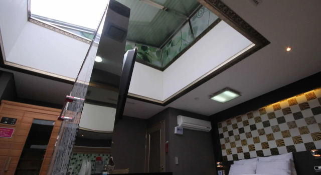 Sugar Hotel