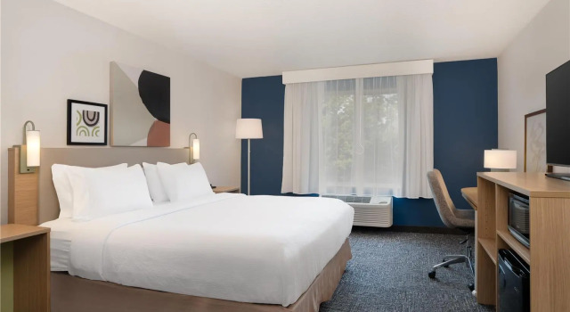 Двухместный номер Standard Spark by Hilton Lancaster