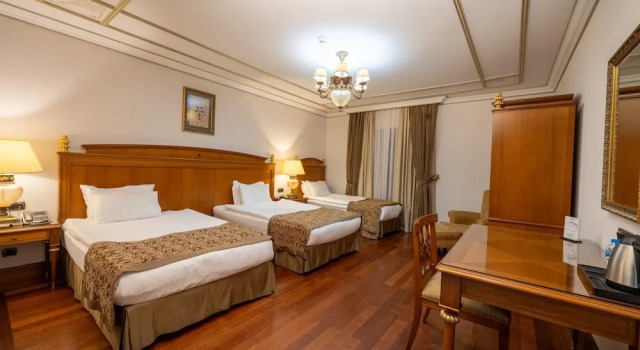 Трёхместный номер The Central Palace Taksim