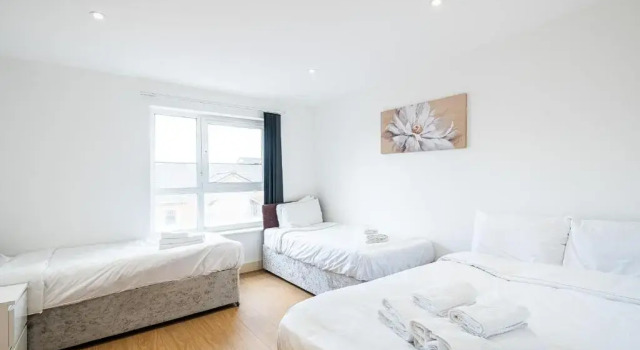 Canary Wharf/Docklands/Excel Spacious Apt E14, Varaa Huoneisto Asunnot kohteessa Merseyside, Huoneisto