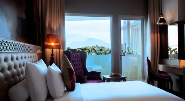 Люкс Deluxe Grand Mercure Yogyakarta Adi Sucipto