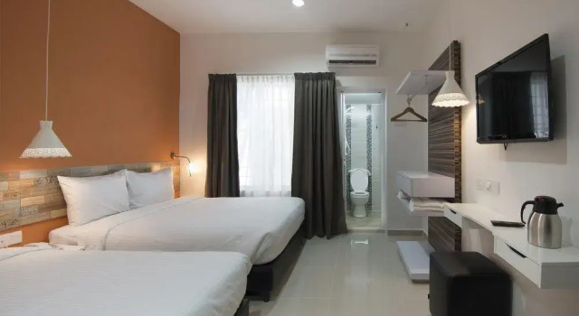 Четырёхместный семейный номер Standard Grand Swiss Hotel