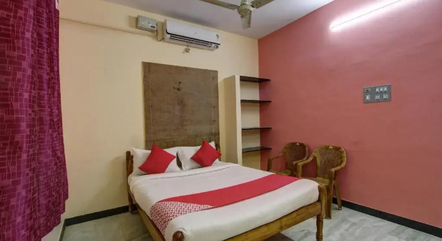 Rt Residency by OYO Rooms