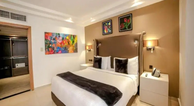 Номер Executive Victoria Crown Plaza Hotel