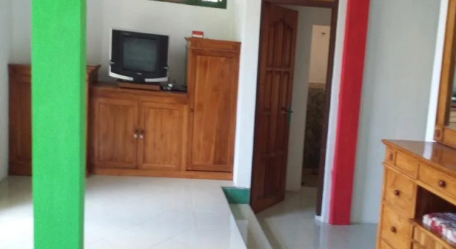 Ima Guest House Bali, Book Guesthouse Hotels in Buleleng with a Pool, Swimming Pool