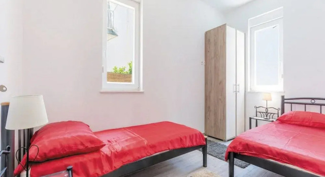 Holiday Home Blue Dreams, Забронировать Отель Отели Трогир с парковкой, рядом с Пляж Бочичи, Парковка