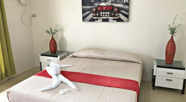 Люкс Quezon Premier Hotel Candelaria
