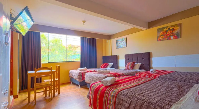Standaard Vierpersoonskamer Hermoza House Bed & Breakfast