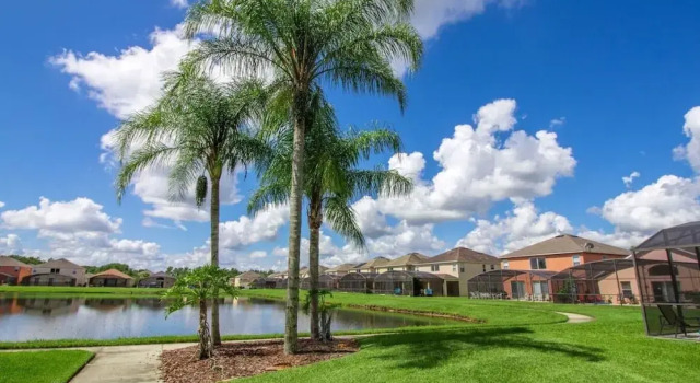 Коттедж Family Friendly Vacation Home with South Facing Pool - Hot Tub - Game Room - Near Disney