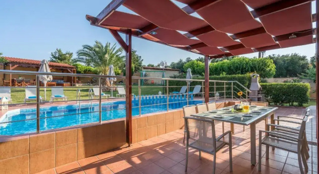Villa Aretousa 1