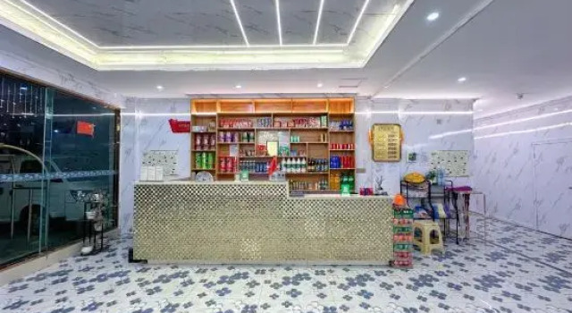 Daocheng Dewang Pingcuo Hotel, Book Hotel Hoteller og overnatningssteder i Gehui, Hotel