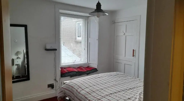 Charming Eyemouth 1-bed Apt, Sleeps 2 Near Beach, Забронировать Отель Отели Шотландских границ с парковкой, Парковка