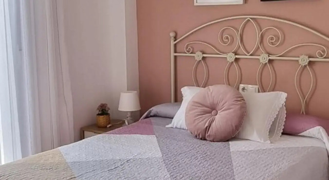Casa nueva en Urbanización la Biznaga, Забронировать Отель Сьерра-де-Егуас провинция Малага