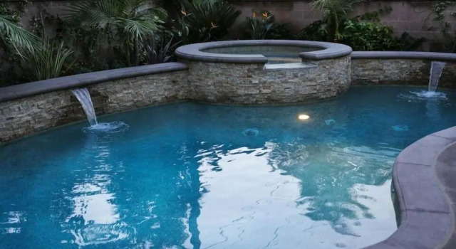 Spectacular 5 Bedroom, 4 Bath Pool Home Near Disney
