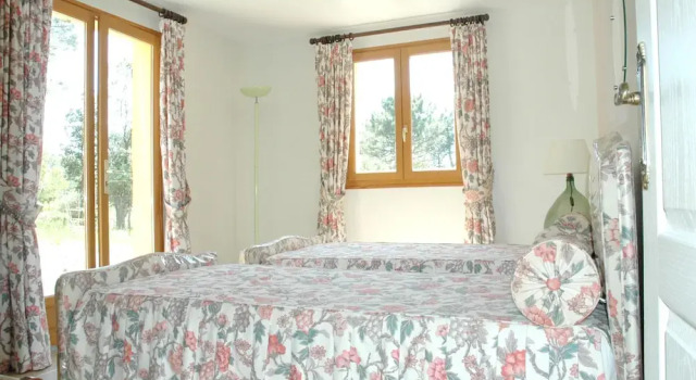 Villa with 4 Bedrooms in la Mole, with Wonderful Mountain View, Private Pool, Furnished Garden - 10 Km From the Beach, Забронировать Вилла Ла-Моль Сен-Тропе залива