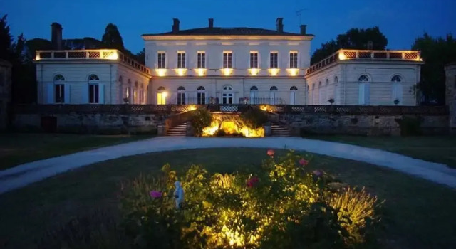Mansion With 5 Bedrooms in Tombebœuf, With Enclosed Garden and Wifi, Prenota Hotel Hotel a Aquitania con parcheggio, Parcheggio