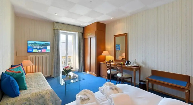 Номер Standard с видом на озеро Golf Hotel René Capt