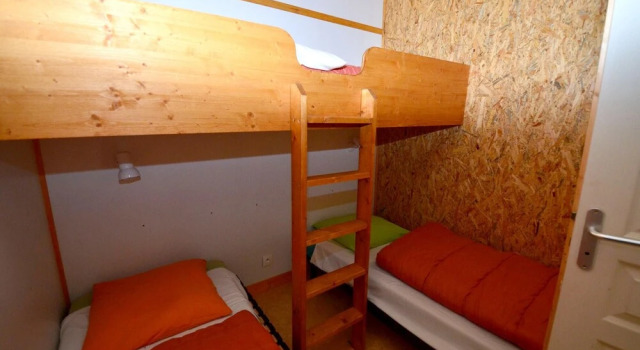 Chalet Chemin de Serre Joanna, Book Chalet Sommerhuse i Drôme Provençale, Hytte
