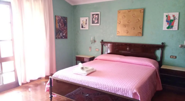 Люкс Deluxe с 2 комнатами с балконом и с видом на сад Villa Corrias