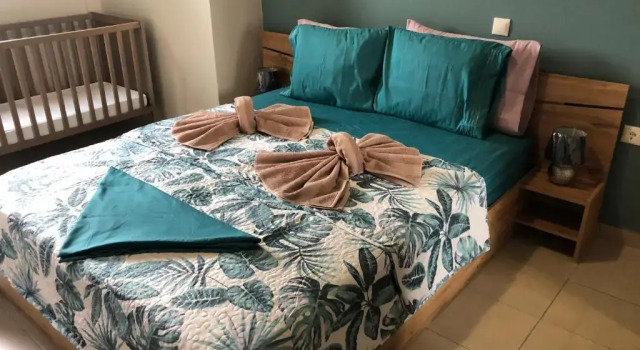 Kakovatos - Luxury sea apartment “Roberta” 66m2, Prenota Appartamento Hotel a Elide con parcheggio, Parcheggio
