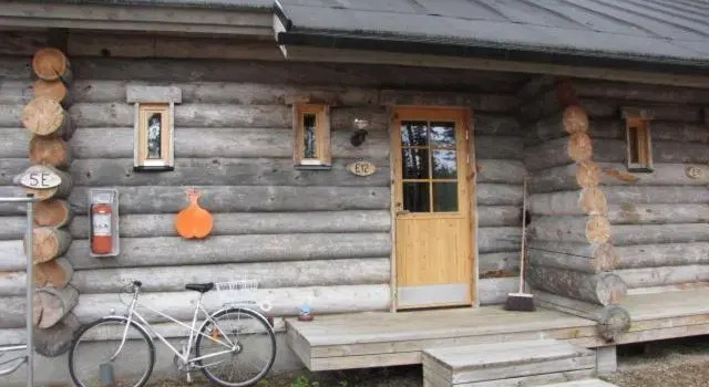 Lost Inn Cabins, Rezervovat Hotel Äkäslompolo Ylas