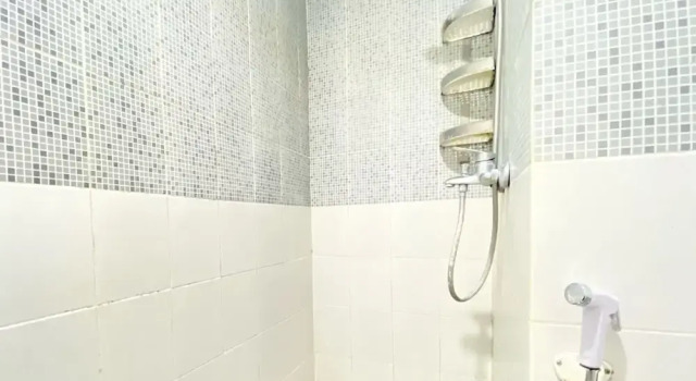 Апартаменты Deluxe Cozy & Pleasant 2BR Apartment at The Jarrdin Cihampelas By Travelio