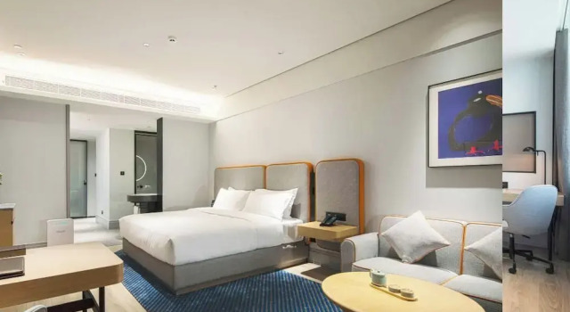 Номер Luxury Sunstone Plaza Hotel