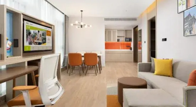 Двухместный люкс Deluxe Home2 Suites by Hilton Zibo Zhangdian
