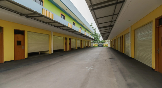 RedDoorz Plus near Ancol