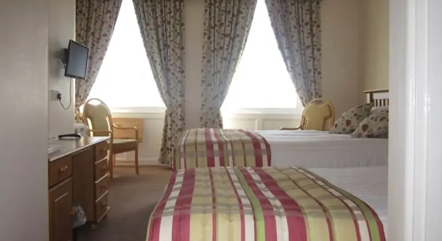 Berkeley Hotel, Забронировать Отель Отели Англии с завтраком, Завтраки