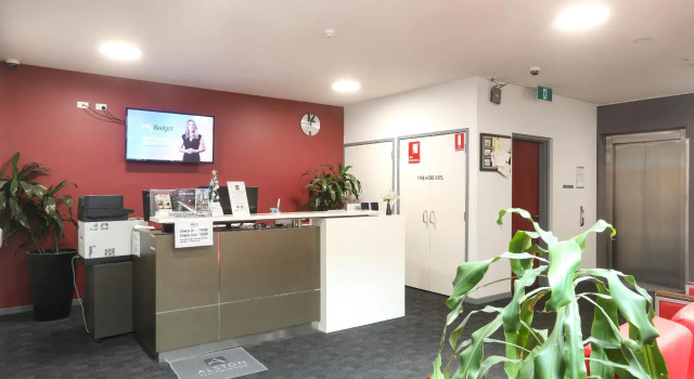 Alston Apartments, Book Apartment  
