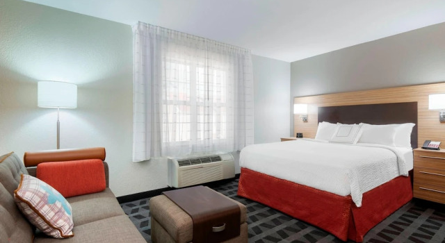 Люкс TownePlace Suites by Marriott Savannah Midtown