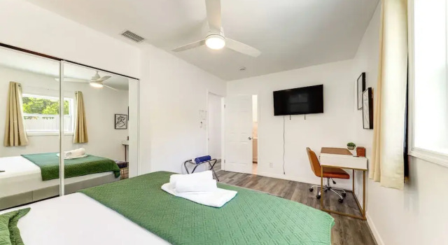 4 Mi to Beach: Home w/ Patio in Fort Lauderdale!, Prenota Casa vacanze Oakland Park Florida