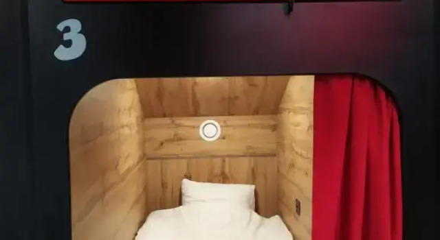 Standard- Enkelt værelse Kapsuła Hostel
