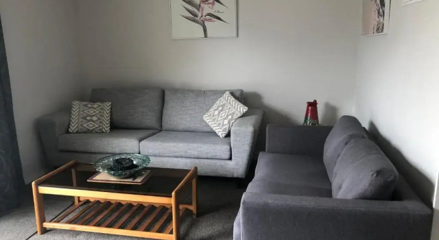 Апартаменты #5 on Blenheim St