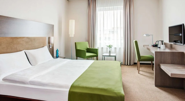 Номер Business IntercityHotel Mainz
